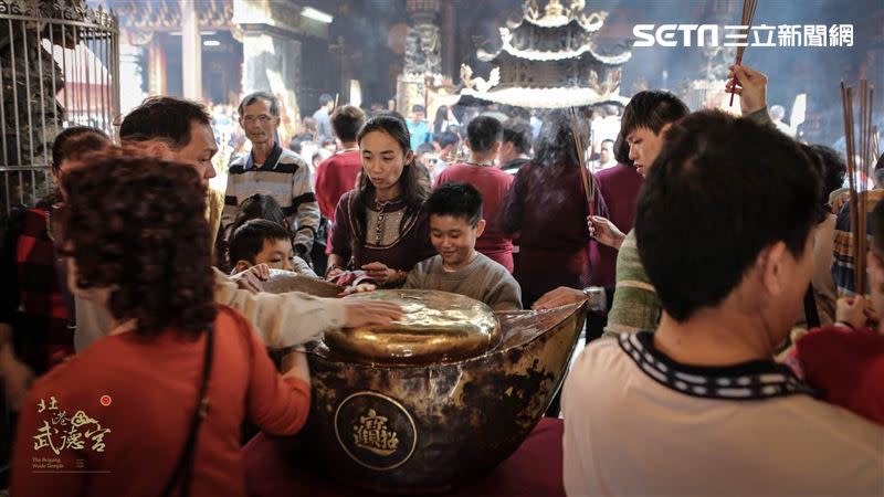 中元節是1年中3次拜神財、補財庫的最佳時機之一。（示意圖／資料照）