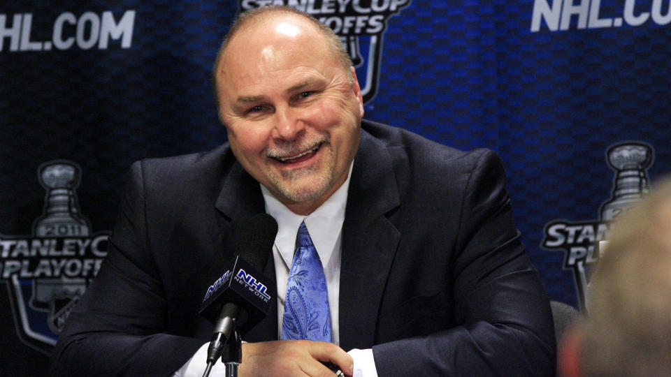 A local brewery has vowed that Barry Trotz will never go thirsty if he signs on to coach his hometown Jets. (Reuters)