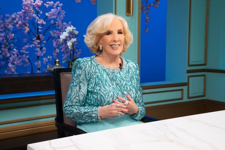 La Noche de Mirtha