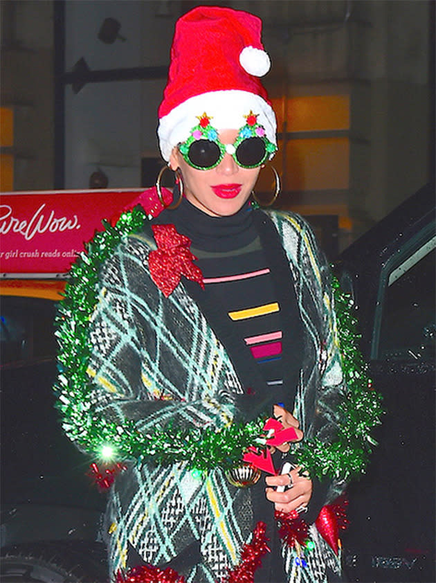 <p>Further proof Queen Bey does nothing half-heartedly. She's Christmas personified – with the help of a very festive ensemble, of course.</p><br>