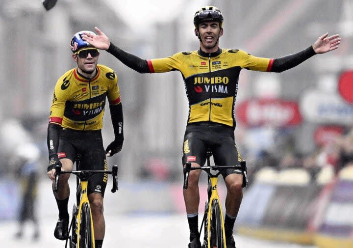 <span class="article__caption">Gent Wevelgem and the gift Belgian cycling dons beleive Wout shouldn’t have given.</span> (Photo: Jasper Jacobs / Getty)