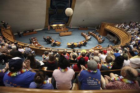 The Hawaii State Senate convenes to approve the bill allowing same sex marriage to be legal in the state of Hawaii in Honolulu, November 12, 2013. REUTERS/Hugh Gentry