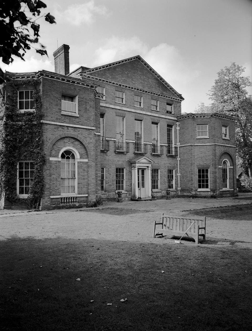 A black and white photo of Royal Lodge