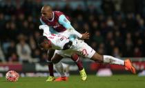 Football Soccer- West Ham United v Liverpool - FA Cup Fourth Round Replay - Upton Park - 9/2/16 Liverpool's Divock Origi in action with West Ham's Angelo Ogbonna Action Images via Reuters / Matthew Childs Livepic EDITORIAL USE ONLY.