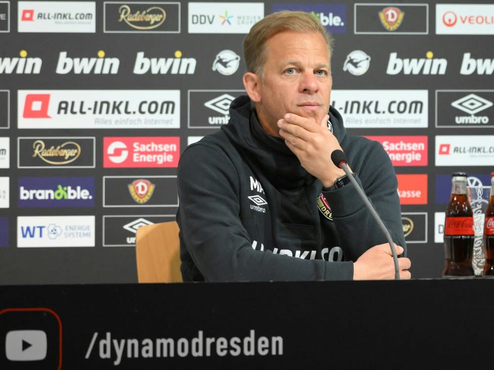 Bei der Pressekonferenz ahnte Markus Anfang es wohl schon (IMAGO/Eibner-Pressefoto/Bert Harzer)