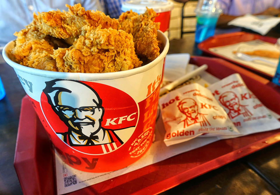 CITY CENTER, KOLKATA, WEST BENGAL, INDIA - 2019/06/26: KFC Bucket Chicken at an outlet in City Center shopping mall.
KFC, also known as Kentucky Fried Chicken is an American Fast Food Company that provides delicious Chicken Items all over the world in different outlets. (Photo by Avishek Das/SOPA Images/LightRocket via Getty Images)