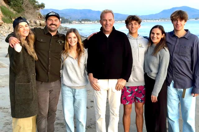 <p>Courtesy Kevin Costner</p> Kevin Costner and his kids, from left to right: Lily, Joe, Grace, Hayes, Annie and Cayden