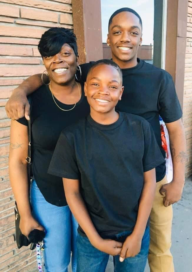 Jor’Dell Richardson, center, with his mother and brother. (Courtesy Siddhartha H. Rathod)