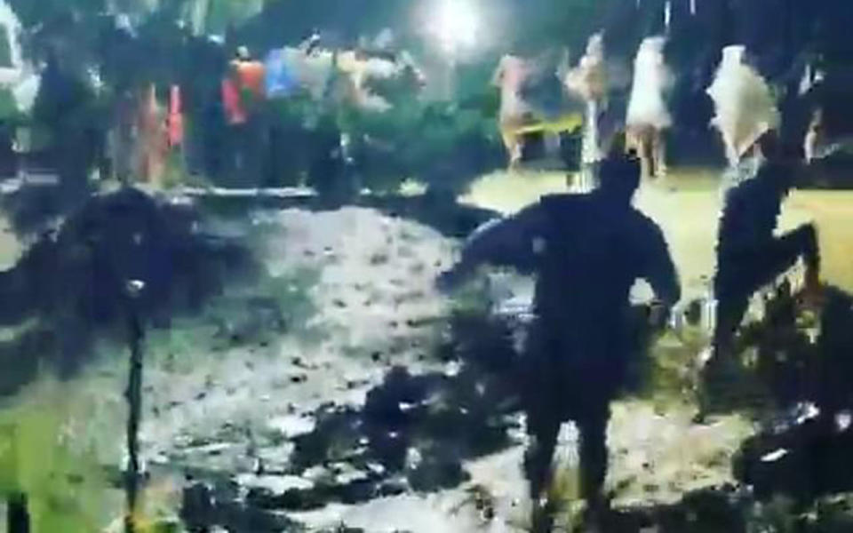 Dangerous mudslides started to form during a chaotic rush towards the exits. Source: Instagram/Bebbsie