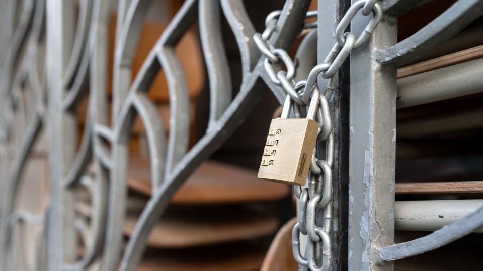 Der Lockdown stört auch Wirtschaftsvertreter zunehmend. Verbände wollen mehr Mitsprache in der Corona-Politik.