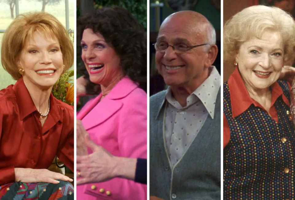 MARY TYLER MOORE, VALERIE HARPER, GAVIN MACLEOD & BETTY WHITE