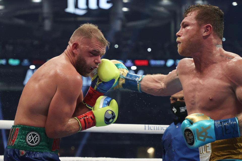 <p>Billy Joe Saunders suffered multiple fractures to his eye socket against Canelo Alvarez</p> (Getty Images)