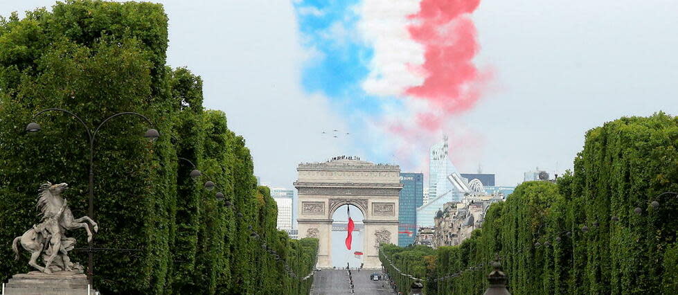 Ce jeudi 14 juillet sera marqué par la fête nationale et le traditionnel défilé militaire sur l'avenue des Champs-Élysées.  - Credit:LUDOVIC MARIN / POOL / AFP