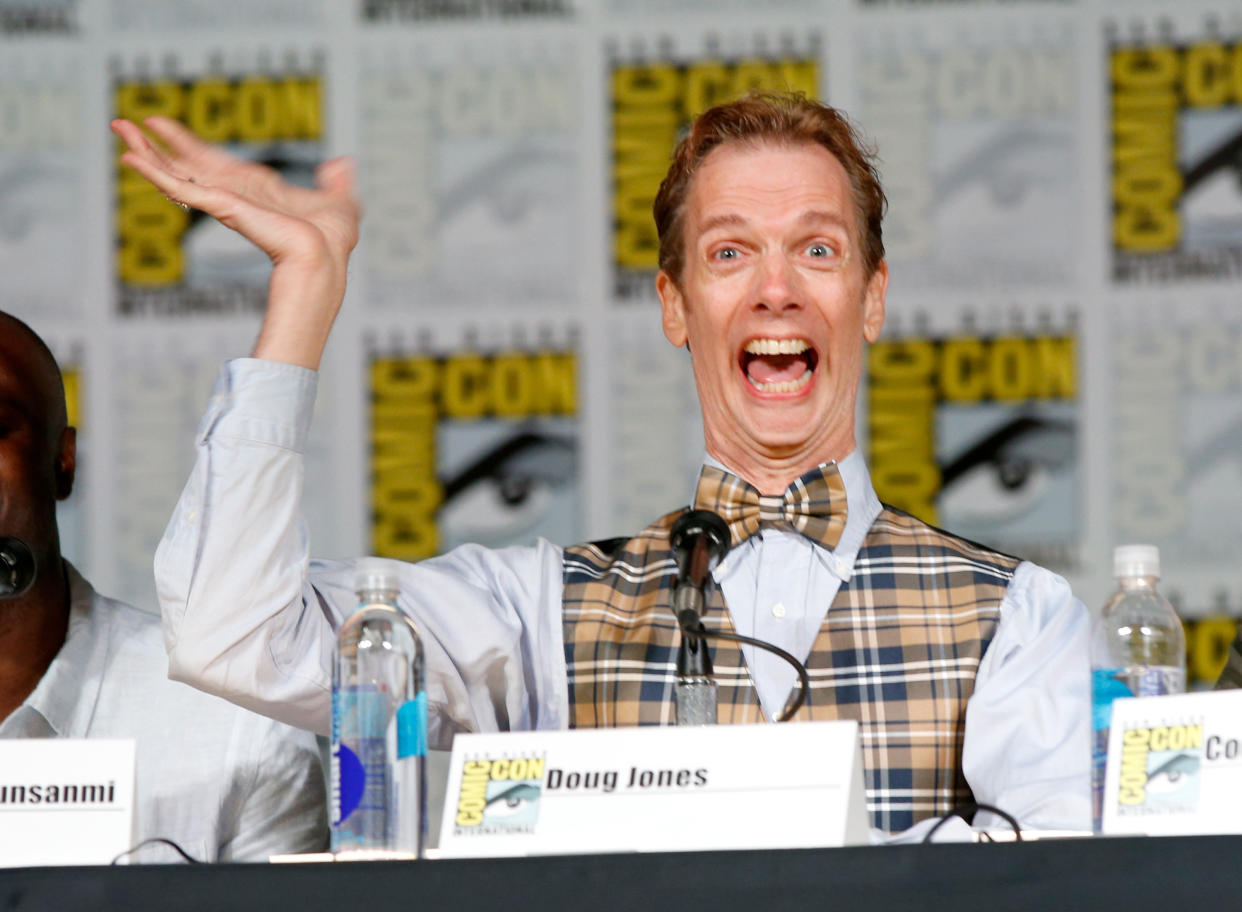 Doug Jones bei einer Podiumsdiskussion auf der Comic Con. (Bild: Getty Images)