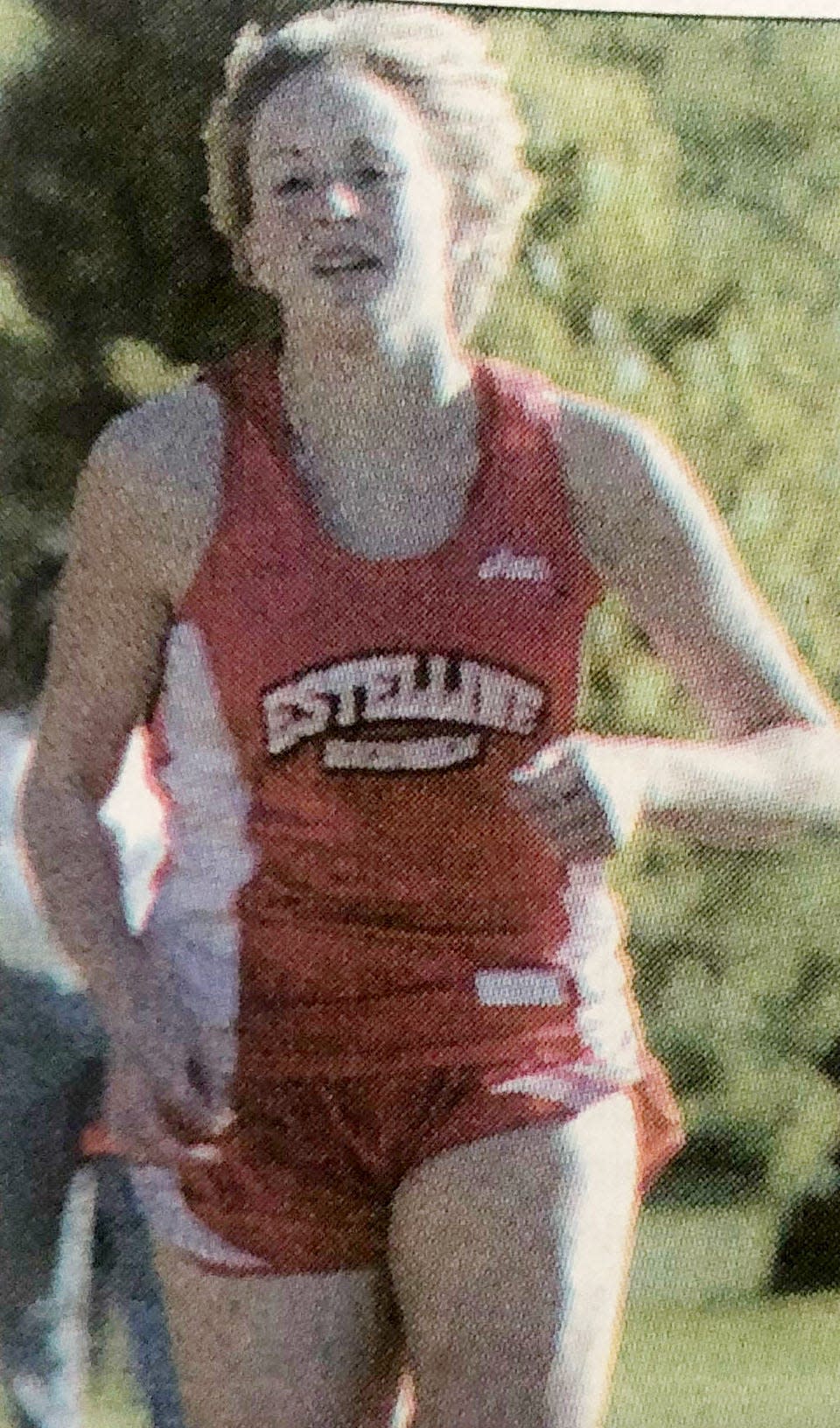 Jeni Ching of Estelline won the Class B girls' race in the 2000 South Dakota State Cross Country Championships.