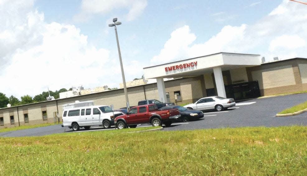 The emergency room at Healthmark Regional Medical Center remains closed 160 days after the hospital announced the ER would be closed for two weeks, or possibly a month, for renovations.