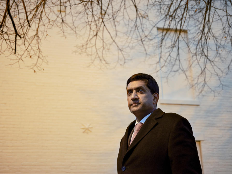 El representante Ro Khanna (demócrata de California), quien se opuso al proyecto de ley sobre TikTok, en Washington, el 21 de enero de 2022. (T.J. Kirkpatrick/The New York Times).