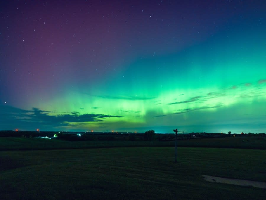 Video Northern lights seen shimmering from the International Space Station