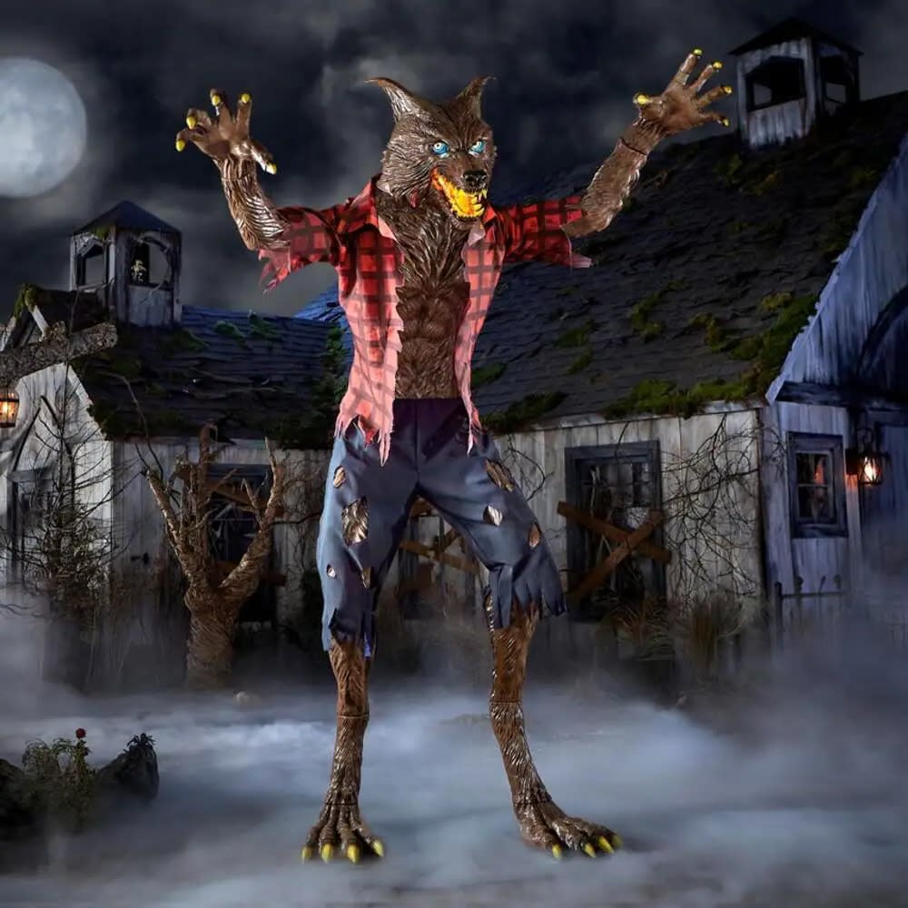 The Home Depot werewolf, Home Depot halloween decorations