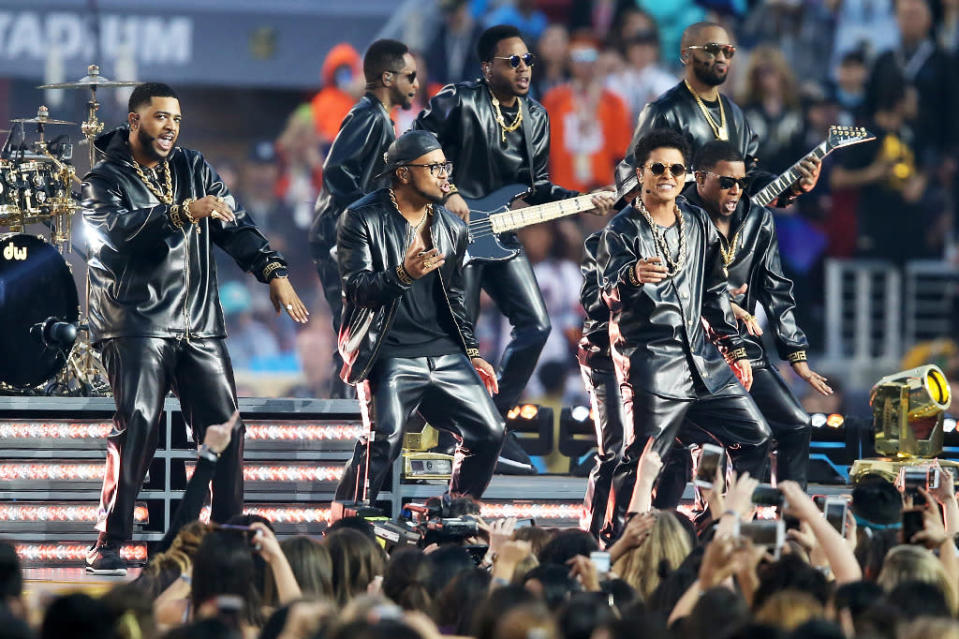 Bruno Mars performs during the Pepsi Super Bowl 50 Halftime Show at Levi’s Stadium on February 7, 2016 in Santa Clara, California.  (Photo: Andy Lyons/Getty Images)