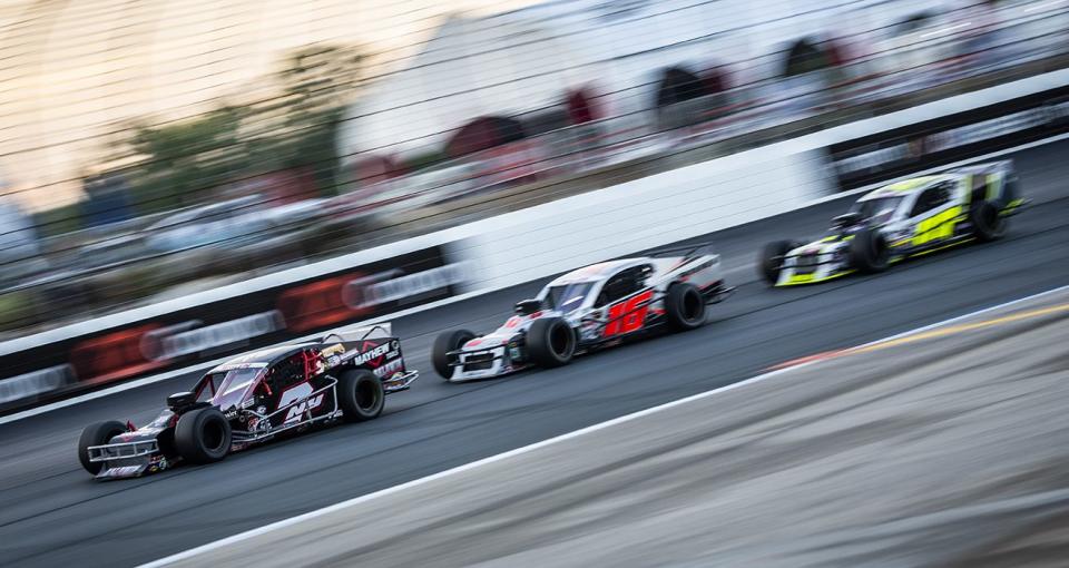 Cars in action during the Mohegan Sun 100 for the Whelen Modified Tour at New Hampshire Motor Speedway on July 15, 2023 in Loudon, New Hampshire. (Adam Glanzman/NASCAR)