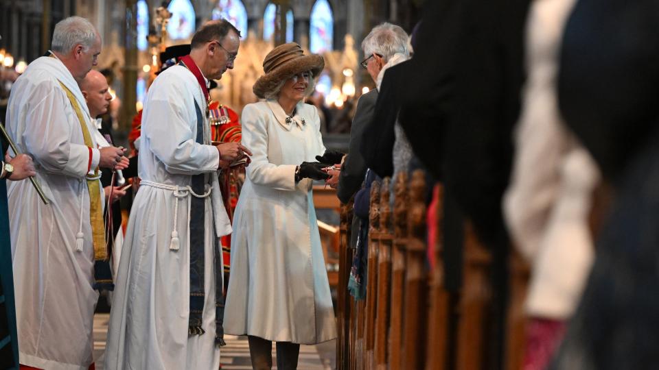 Queen Camilla hands out Maundy money