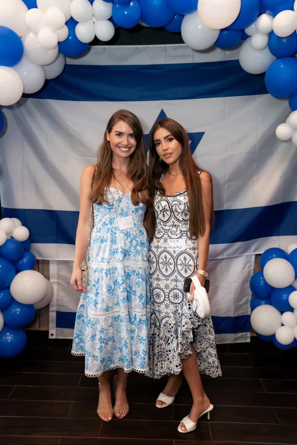 Hailey Desser, of Delray Beach, and Ashley Kandel, of Boca Raton, at a happy hour fundraising event for Israel planned by Desser on Oct. 19 at Osha Thai and Sushi Bar in Boca Raton. The event was hosted by The South Florida Jewish Social Network, a Facebook group Desser founded, and The Jewish National Fund (JNF) USA.