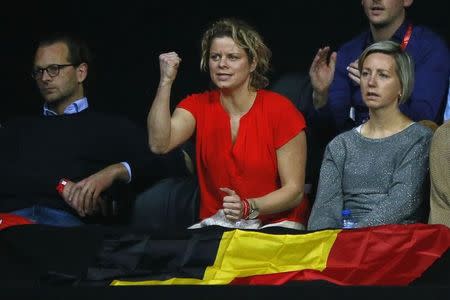 Tennis - Belgium v Great Britain - Davis Cup Final - Flanders Expo, Ghent, Belgium - 28/11/15 Men's Doubles - Former tennis player Kim Clijsters (L) celebrates during the match between Belgium's Steve Darcis, David Goffin and Great Britain's Andy Murray and Jamie Murray Action Images via Reuters / Jason Cairnduff Livepic