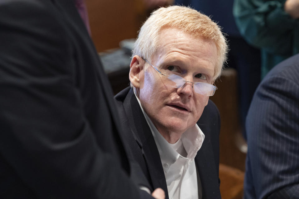 Defendant Alex Murdaugh prepares for jury selection to resume during his murder trial at the Colleton County Courthouse in Walterboro, S.C. on Monday, Jan. 23, 2023.( Joshua Boucher/The State via AP, Pool)