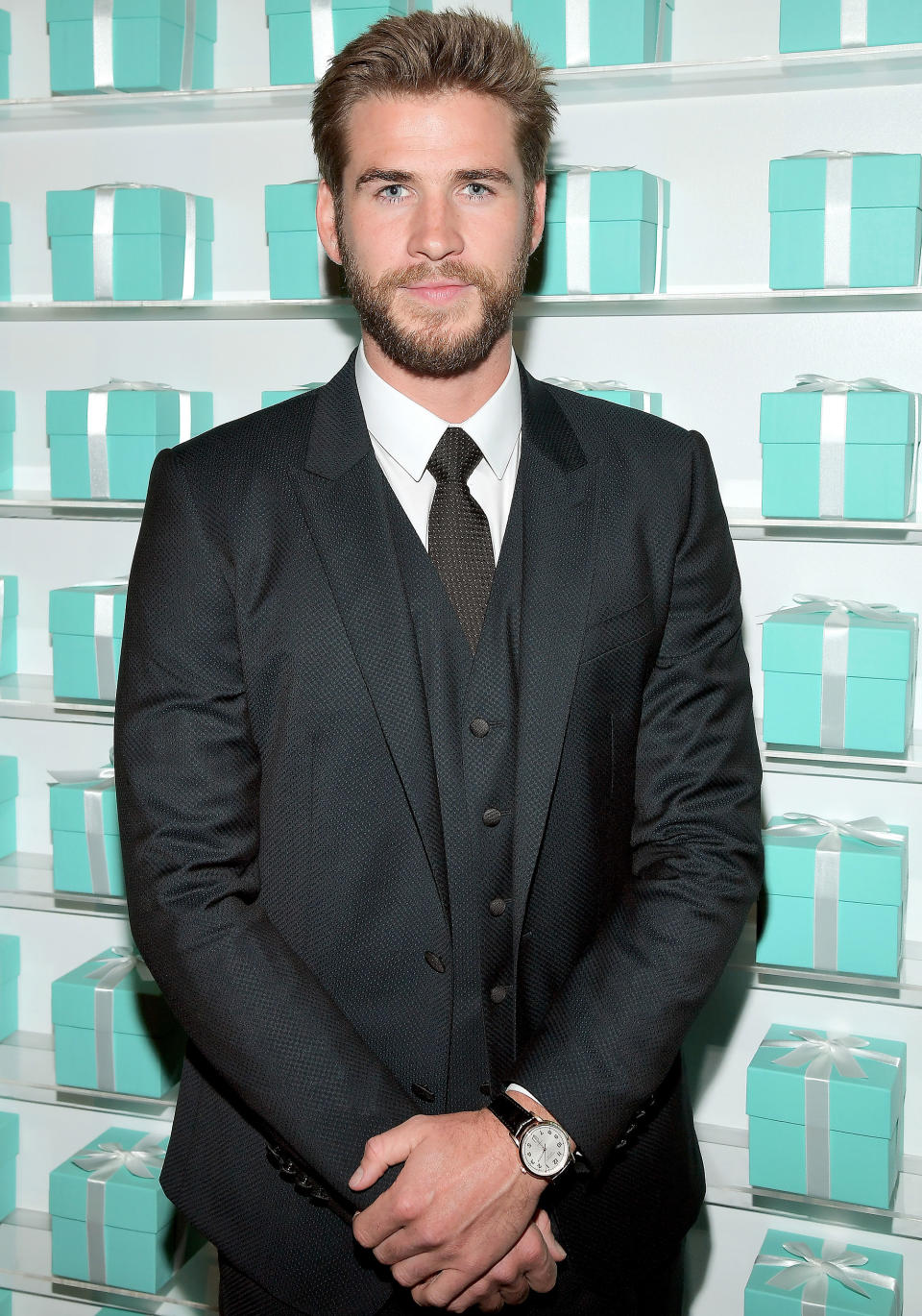 Liam Hemsworth 'Home Resting' After Kidney Stones