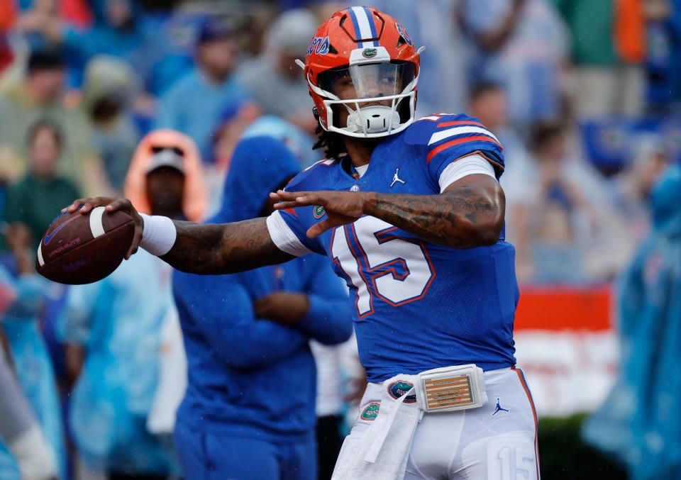 Gators QB Anthony Richardson passes against Utah.