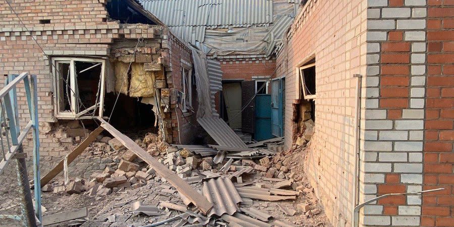 Consequences of shelling in Nikopol, during which a 74-year-old woman was wounded