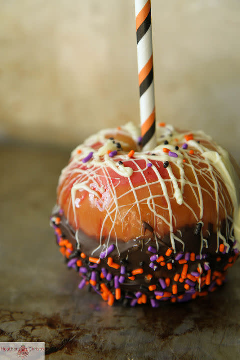 Salted Vanilla Caramel Candy Apples