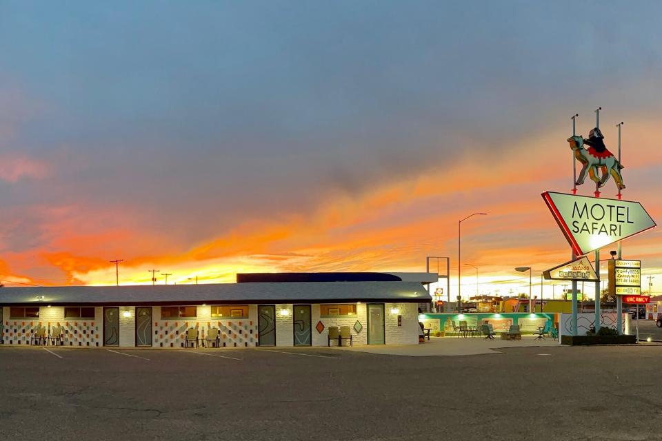 Exterior of Motel Safari