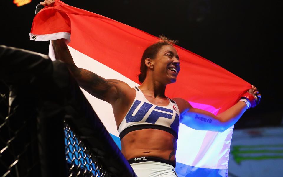 UFC 208: Holly Holm defeated by Germaine de Randamie in controversial featherweight title fight