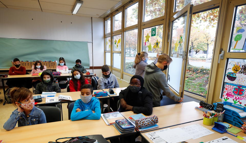 Schüler in einer Bonner Realschule (Bild: Reuters/Wolfgang Rattay)