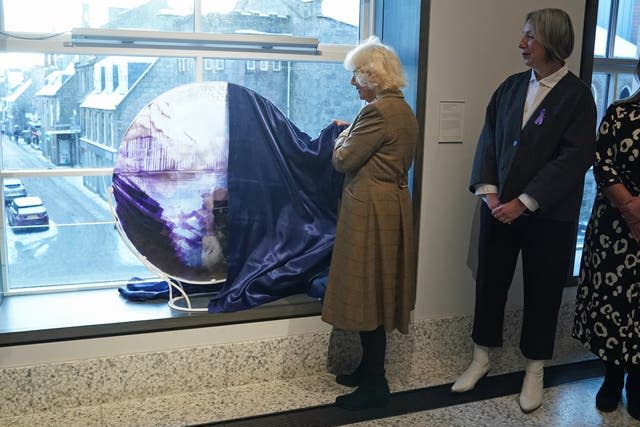 Royal visit to Aberdeen Art Gallery