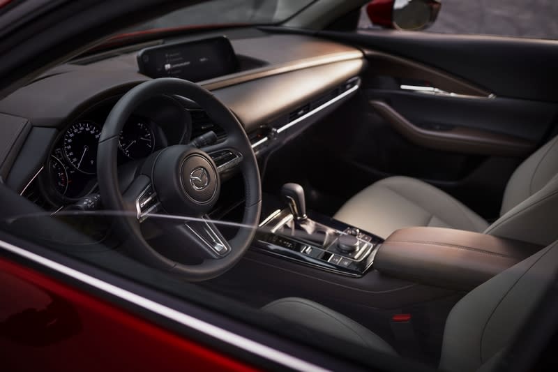 Mazda欲提升品牌位階，這部分從新Mazda 3與CX-30座艙就可以看出端倪與水準。
