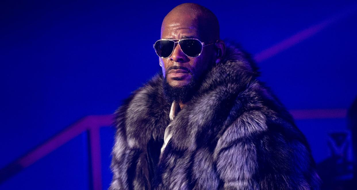 R. Kelly performs during a concert in Brooklyn on Dec. 17, 2016.&nbsp; (Photo: Noam Galai via Getty Images)