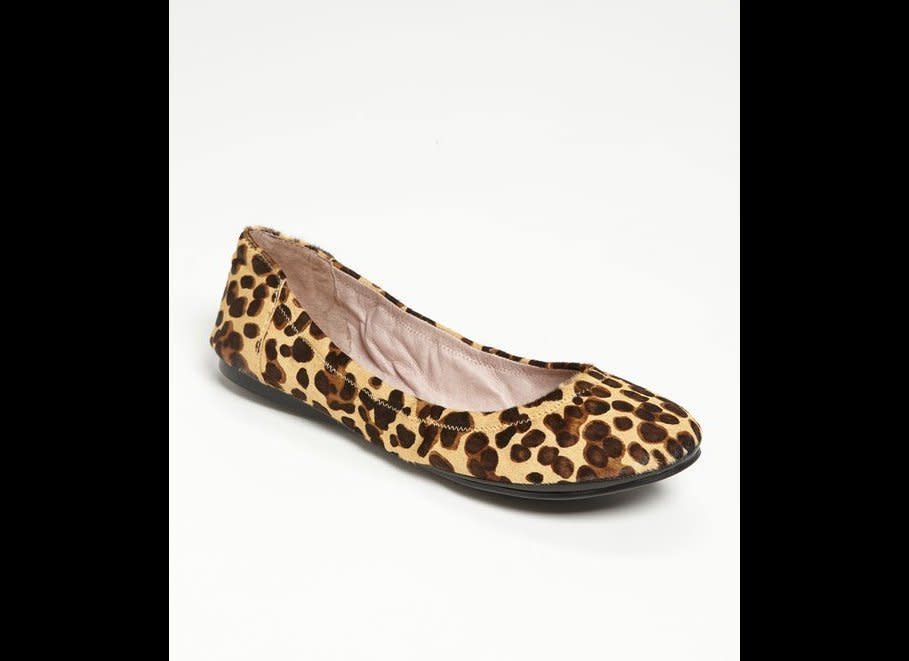 <a href="http://shop.nordstrom.com/s/vince-camuto-ellen-flat/3322296?origin=category&cm_ven=Linkshare&cm_cat=partner&cm_pla=10&cm_ite=1&siteId=J84DHJLQkR4-yMTQyXlo8YTsolwqXK.sSg" target="_hplink">Nordstrom.com </a>