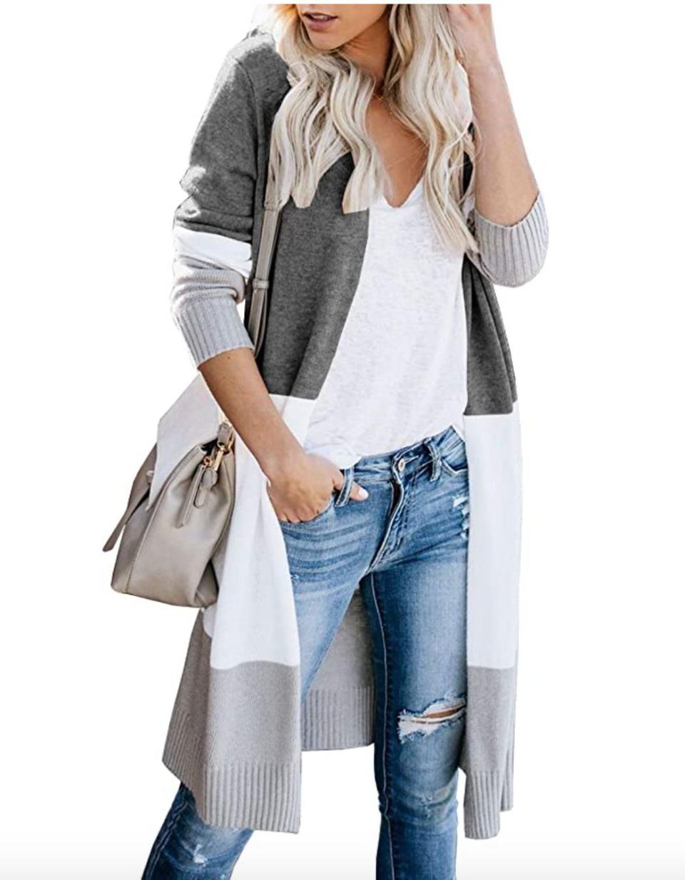 <a href="https://amzn.to/2RRKqrI" target="_blank" rel="noopener noreferrer">This long colorblock cardigan</a> is available in sizes XS to XL in 14 colors. Find it for $32 on <a href="https://amzn.to/2RRKqrI" target="_blank" rel="noopener noreferrer">Amazon</a>.
