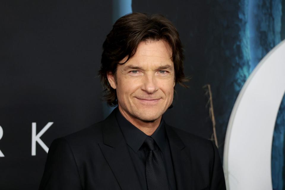 <p>Der damals zwölfjährige Jason Bateman feierte in "Unsere kleine Farm" sein Schauspieldebüt, vom Dasein als Kinderdarsteller emanzipierte er sich spätestens mit der Hauptrolle in der Kult-Comedy "Arrested Development". Zuletzt begeisterte er im Netflix-Drama "Ozark", für das er als Schauspieler und Regisseur zahlreiche Auszeichnungen gewann. (Bild: Mike Coppola/Getty Images)</p> 