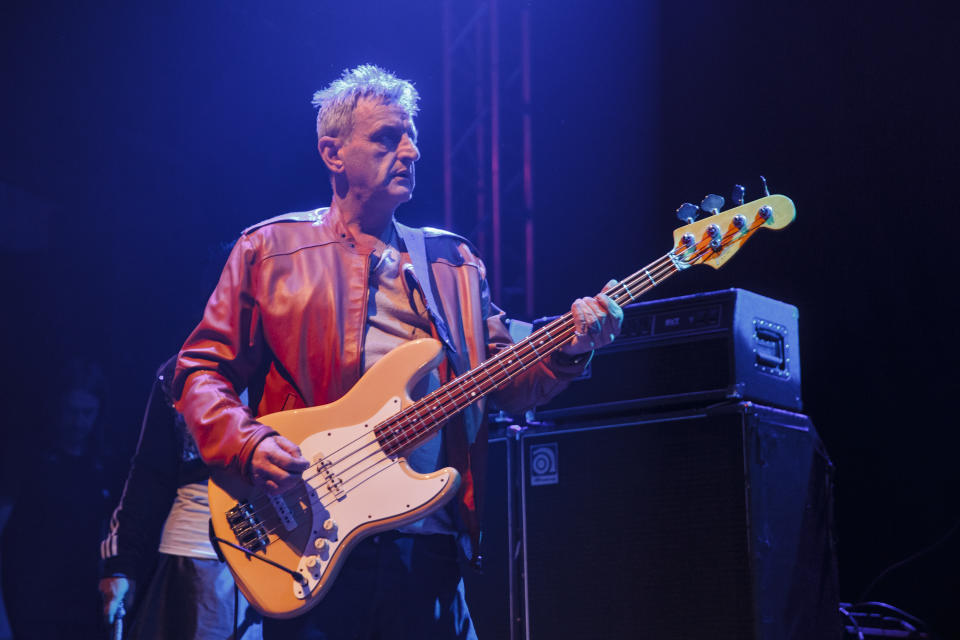 LEEDS, ENGLAND - DECEMBER 02:  Paul Ryder of Happy Mondays performs at O2 Academy Leeds on December 2, 2017 in Leeds, England.  (Photo by Andrew Benge/Redferns)