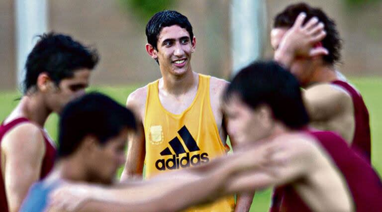 Otros tiempos: Di María, en un entrenamiento de Central