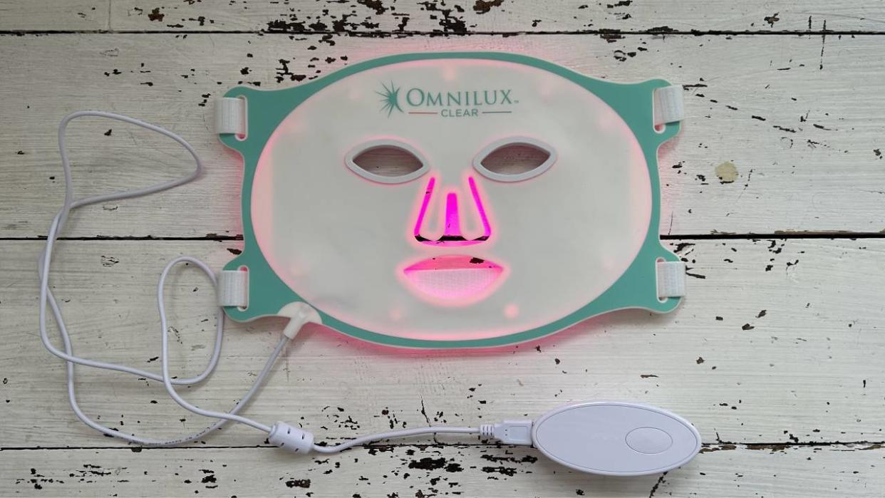  Omnilux Clear review 