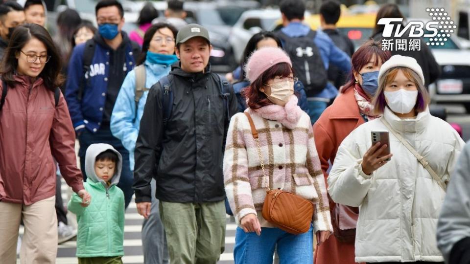 台北持續低溫。（圖／胡瑞麒攝）