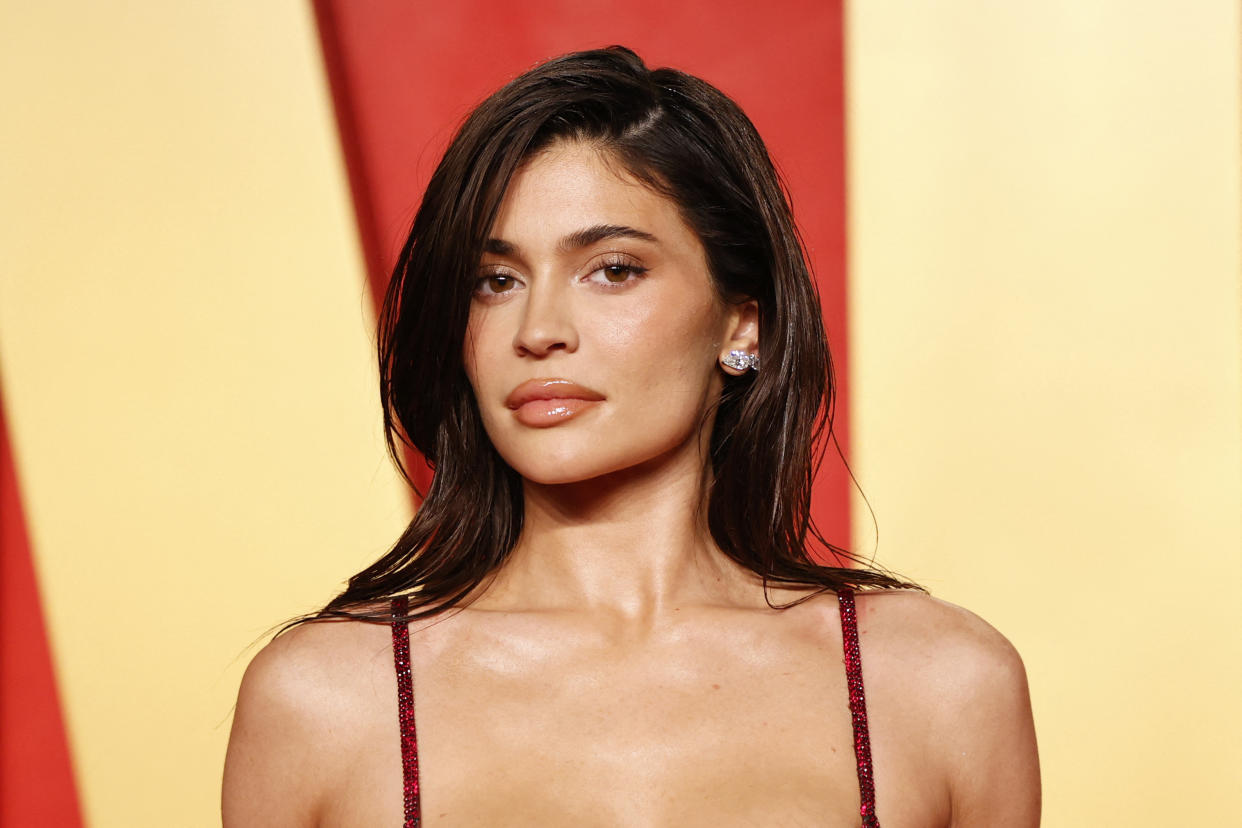 US media personality Kylie Jenner attends the Vanity Fair Oscars Party at the Wallis Annenberg Center for the Performing Arts in Beverly Hills, California, on March 10, 2024. (Photo by Michael TRAN / AFP) (Photo by MICHAEL TRAN/AFP via Getty Images)