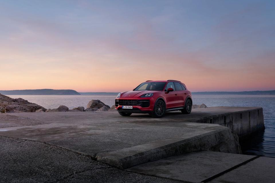 2025 porsche cayenne gts