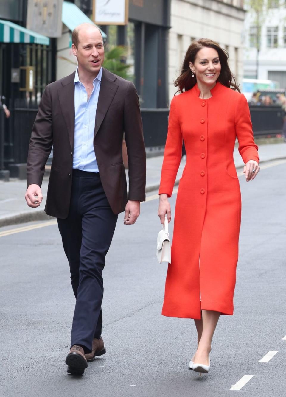 london, england may 04 prince william, prince of wales and catherine, princess of wales arrive at the dog duck pub to speak to members of staff to hear how it’s preparing for the coronation weekend during their visit to soho on may 04, 2023 in london, england photo by chris jacksongetty images