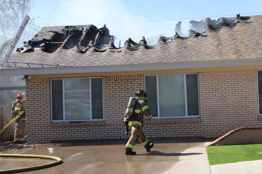 House fire in East El Paso / Ctsy: EPFD Enrique Dueñas